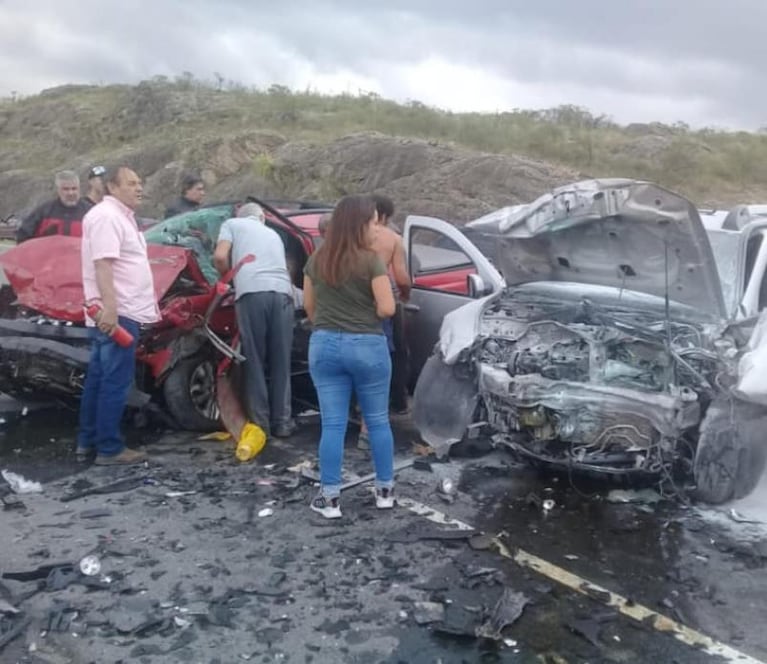 Terrible accidente en las Altas Cumbres dejó una mujer muerta y cinco heridos
