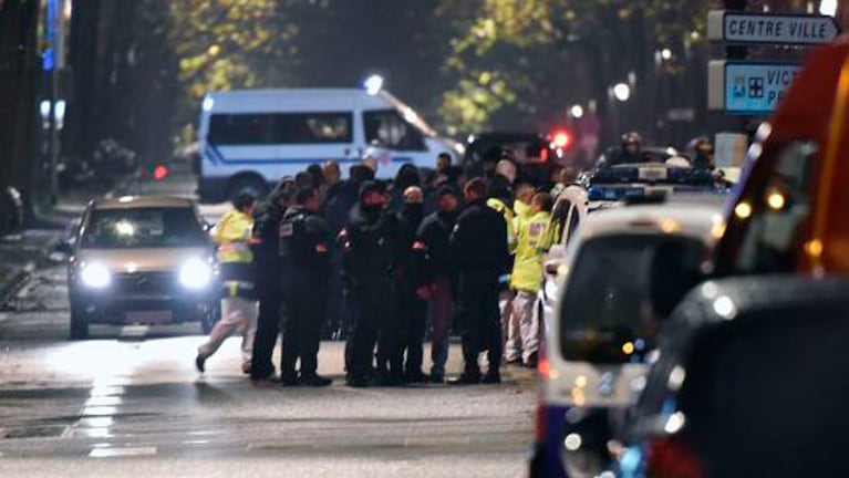 Tesión en Francia por toma de rehenes