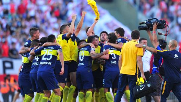 Tevez, la indiscutida figura del River-Boca. Foto: Clarín.