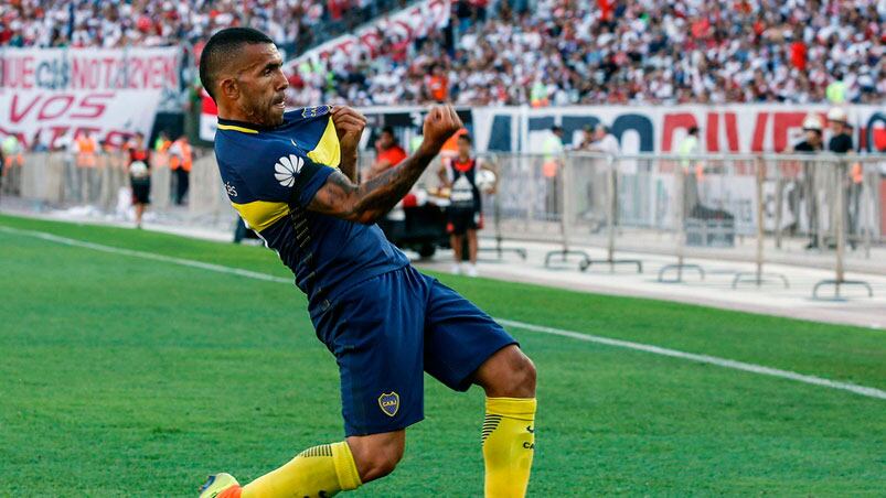 Tevez, la indiscutida figura del River-Boca. Foto: Clarín.