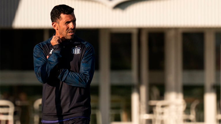 Tevez y una decisión de cara al partido ante Atlético Tucumán que sorprendió a los hinchas de Talleres.