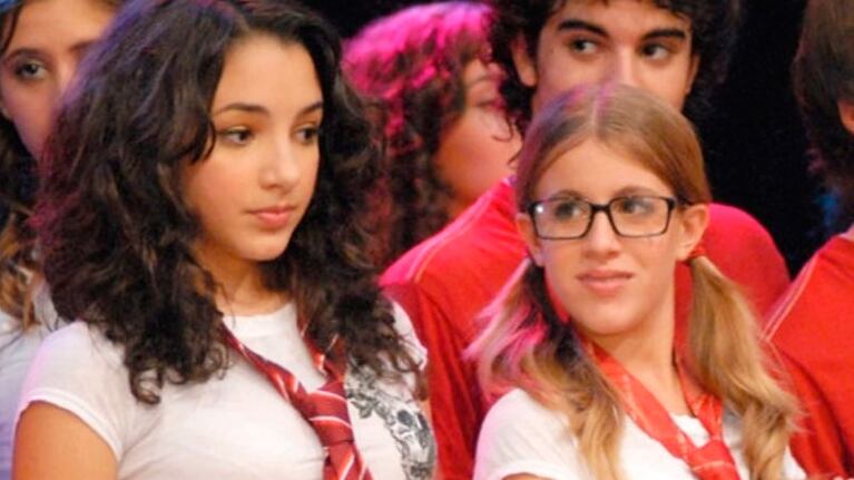 Thelma Fardin y Laura Esquivel compartieron la gira de Patito Feo en 2009.
