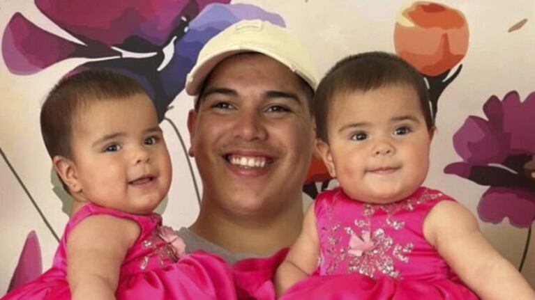 Thiago Medina y las gemelas.