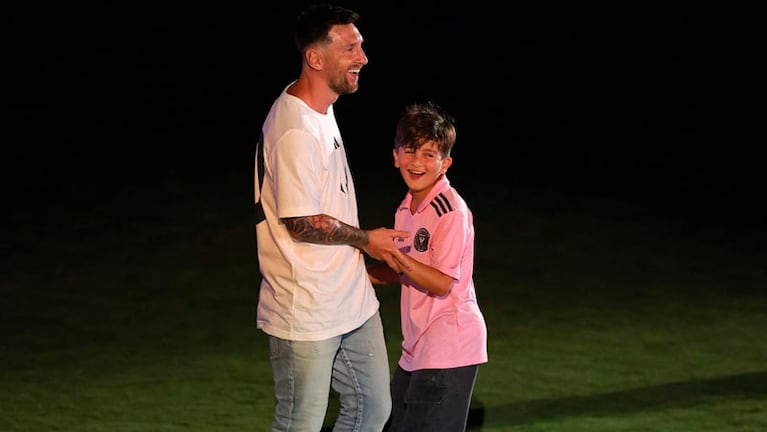 Thiago Messi jugará en las inferiores del club en donde brilla su papá.