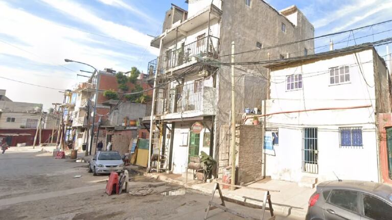 Tiene 15 años, jugaba con un revólver en su habitación y mató a su amigo de 16 sin querer