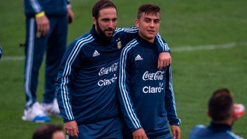 Tienen banca. Higuaín y Dybala seguirían jugando juntos.