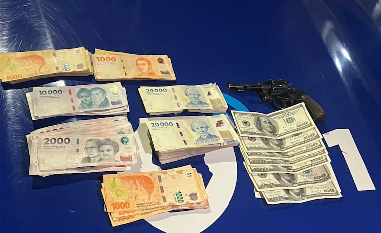 Tienen entre 15 y 17 años y cayeron acusados de desvalijar una casa en Córdoba