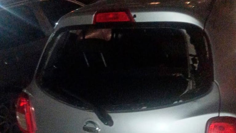 Tienen vigilancia 24 horas y les roban igual: atacan autos y hasta se meten en balcones