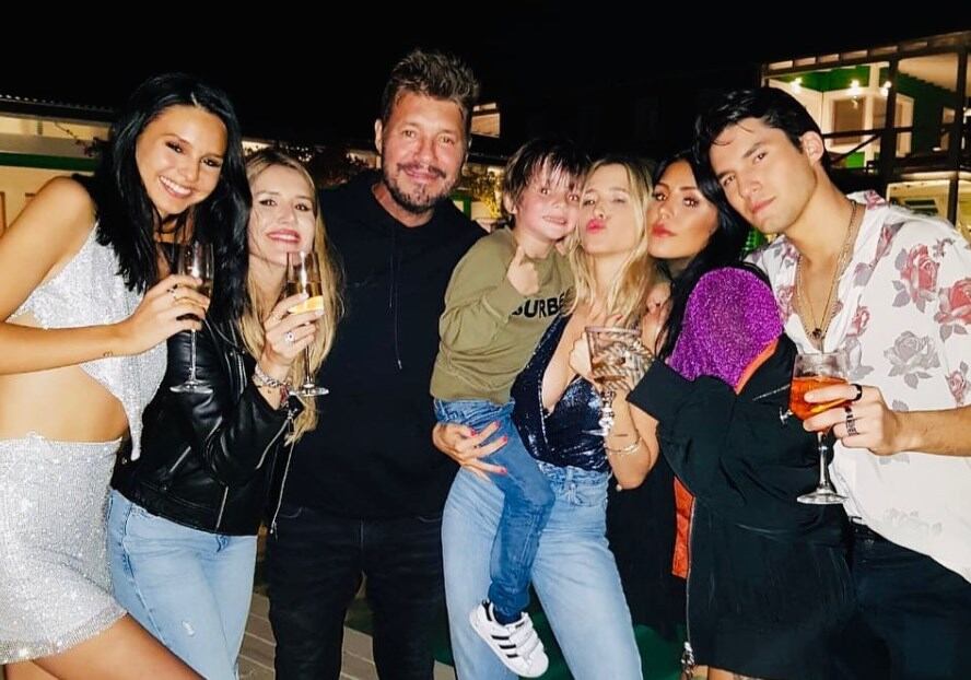 Tinelli celebró en familia con sus hijos.