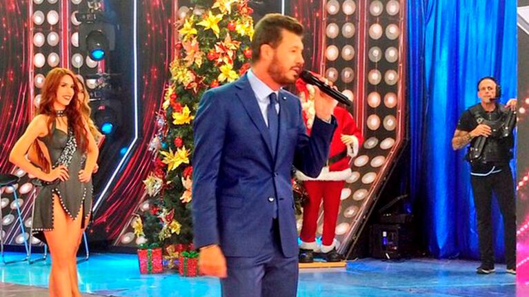 Tinelli posteó una foto con el nuevo presidente y su novia en su Instagram.