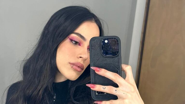 Tini Stoessel se oscureció el pelo y revolucionó a sus fans.