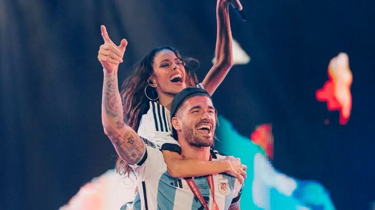 Tini Stoessel y De Paul en el show del jueves en el Campo Argentino de Polo.
