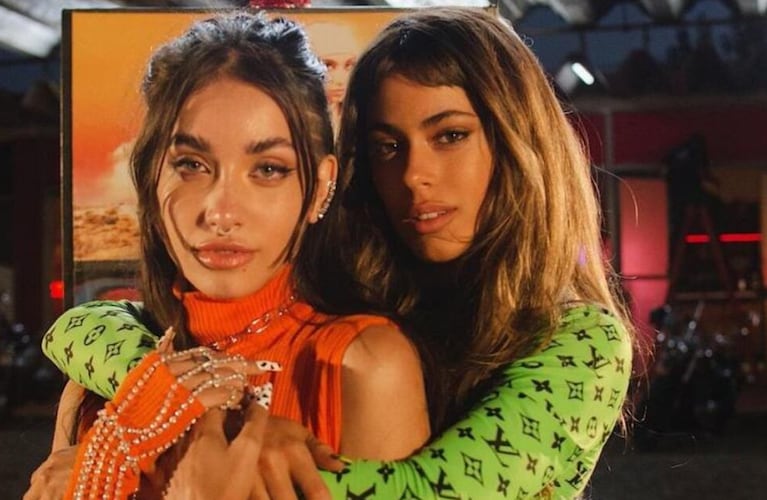 Tini y María tienen buena onda.