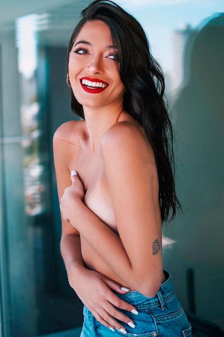 Tiziana Sabatini, la cuñada de Paulo Dybala, sorprendió con un topless