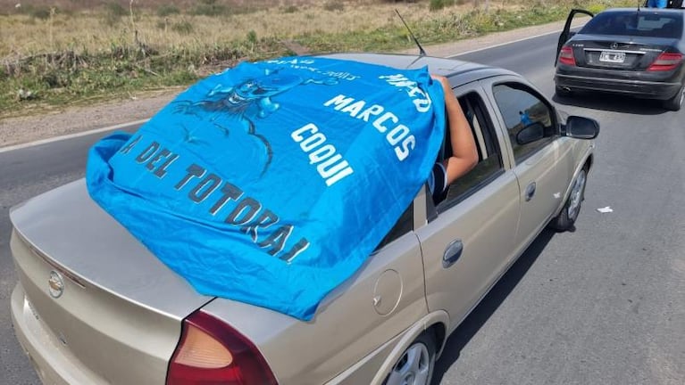 Todo celeste en San Nicolás: así se vivió la caravana de Belgrano