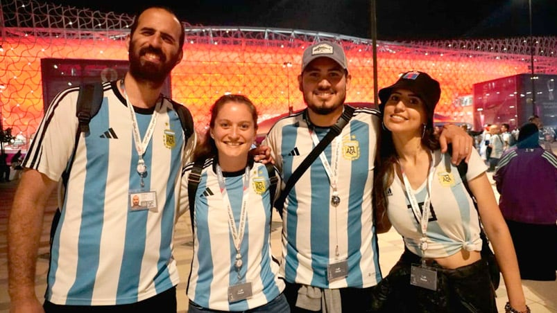 Todo el color en la previa de Argentina-Australia. Foto: Lucho Casalla/El Doce.