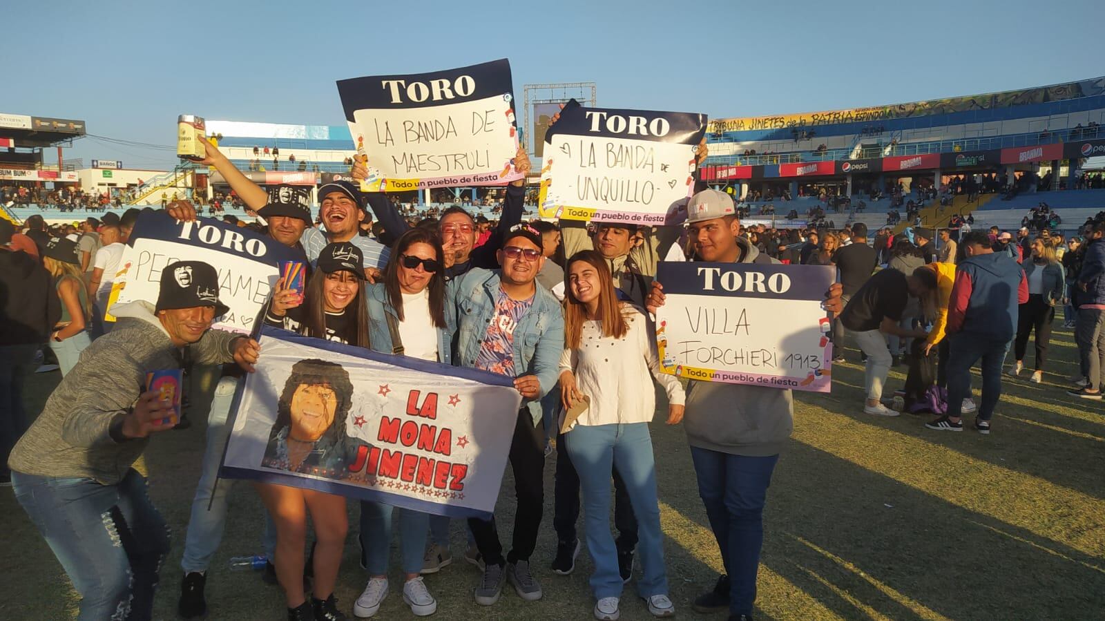 Todo el color en la segunda jornada del Bum Bum.