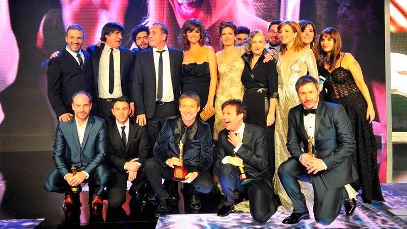 Todo el equipo de Guapas festejó el oro.