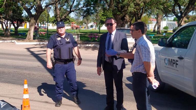 Tom un caf con el vecino y lo mat de tres balazos a la salida del bar