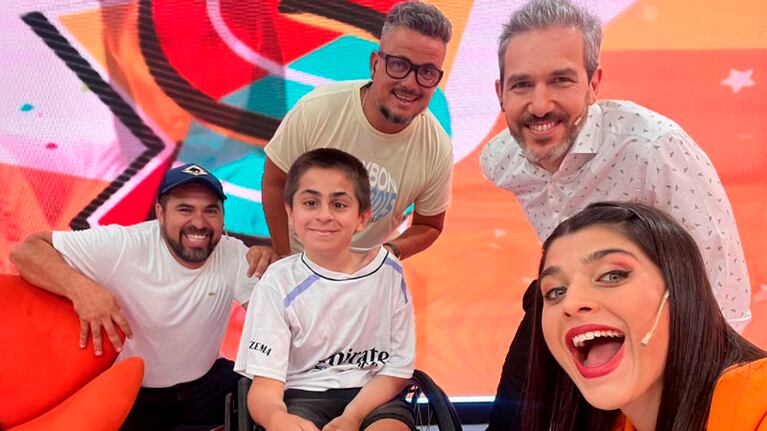 Tomi está mejor y cumplió su sueño de conocer por dentro El Doce