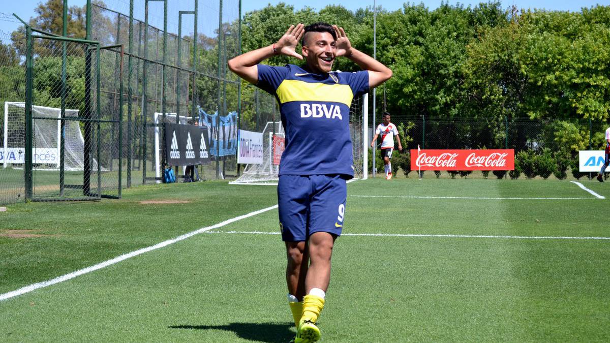 Torres aún no debutó en Primera pero es una gran promesa.
