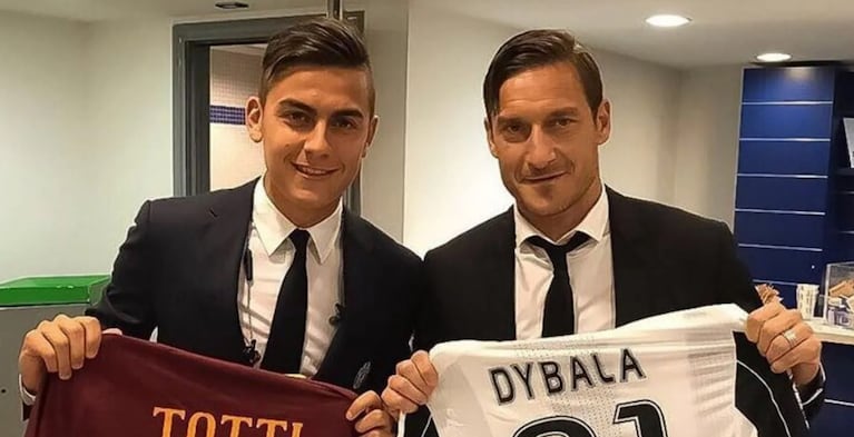 Totti y Dybala se unirán en Roma.