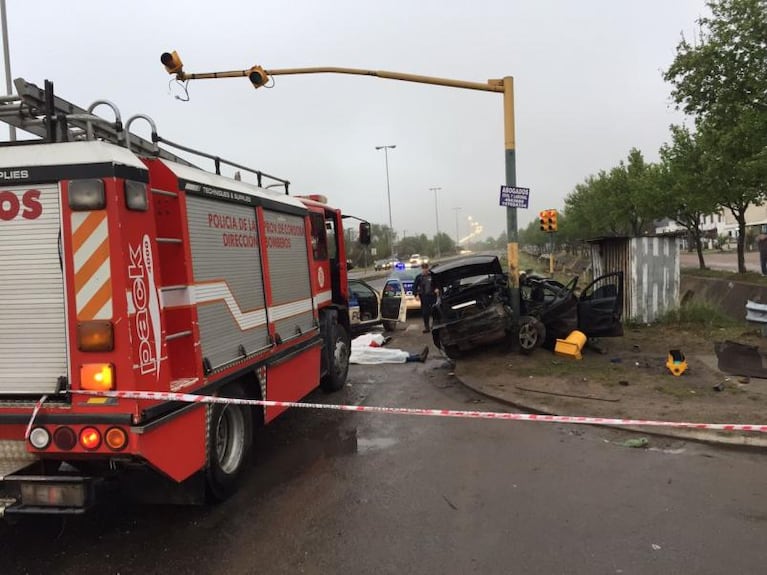 Tragedia en Av. Armanda Argentina: dos muertos y dos heridos