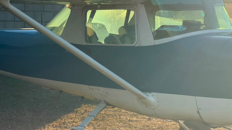 Tragedia en el aire. Instructor de vuelo murió tras caer en un campo de Córdoba.