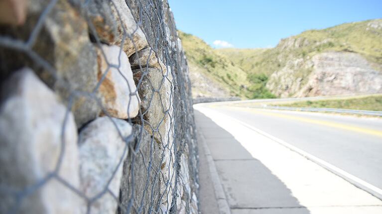 Tras 215 días, terminaron las obras y los vehículos pueden circular. Foto: Lucio Casalla / ElDoce.tv.