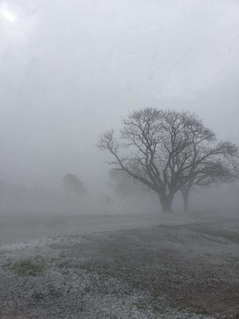 Tras el impresionante granizo, se mantienen dos alertas