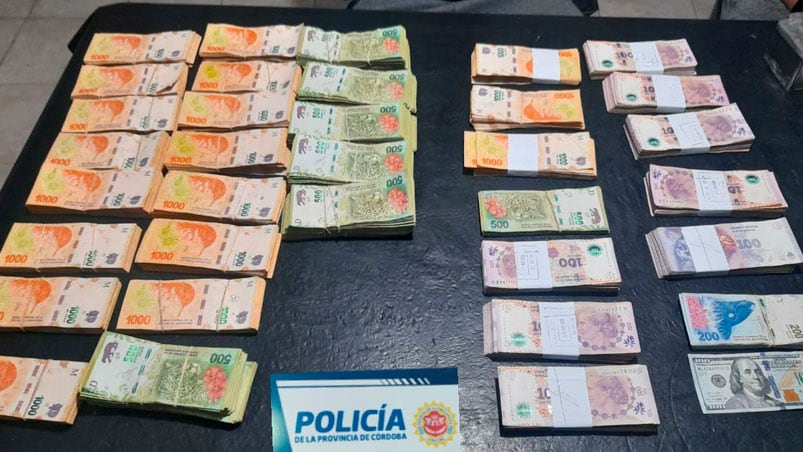 Tras los allanamientos, secuestraron dinero, electrodomésticos y otros objetos.