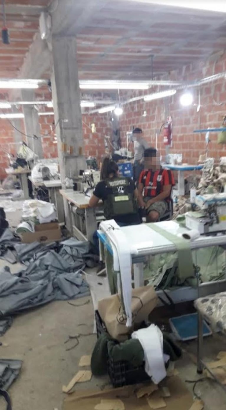 Trata en Córdoba: rescataron a 15 personas de un taller textil clandestino