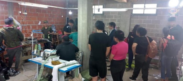 Trata en Córdoba: rescataron a 15 personas de un taller textil clandestino