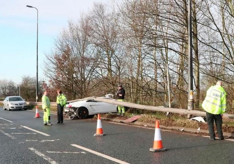 Tremendo accidente de “Chiquito” Romero en Manchester: así quedó su Lamborghini