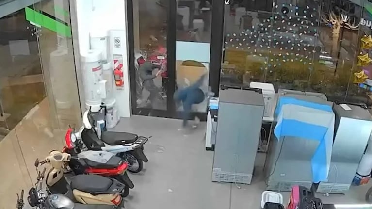 Tres delincuentes ya fueron identificados pero siguen libres.