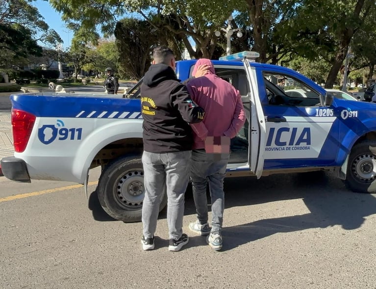 Tres detenidos por intento de estafa.