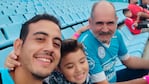 Tres generaciones de amor pirata. Foto: Twitter Iván Carreño.