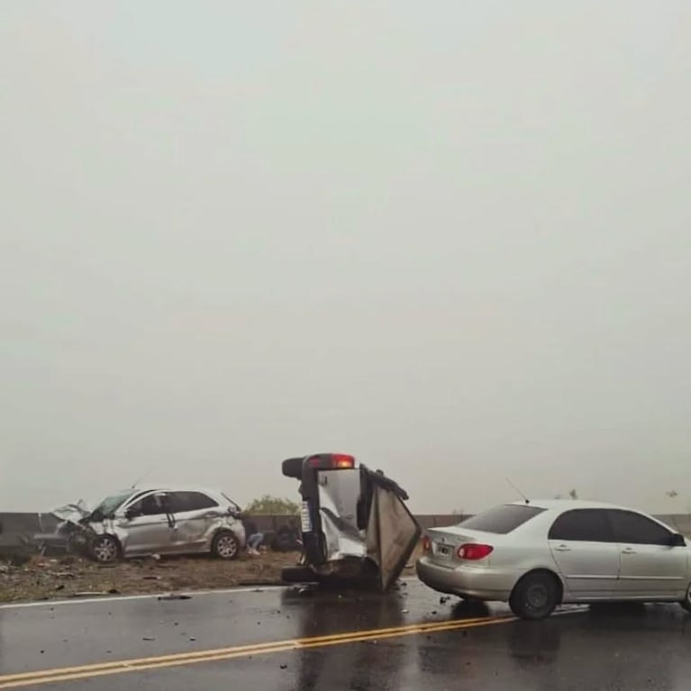 Triple choque en el camino de las Altas Cumbres.