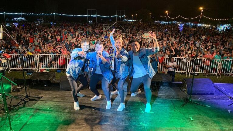 Trulala cumple 38: los cantantes que pasaron por la banda