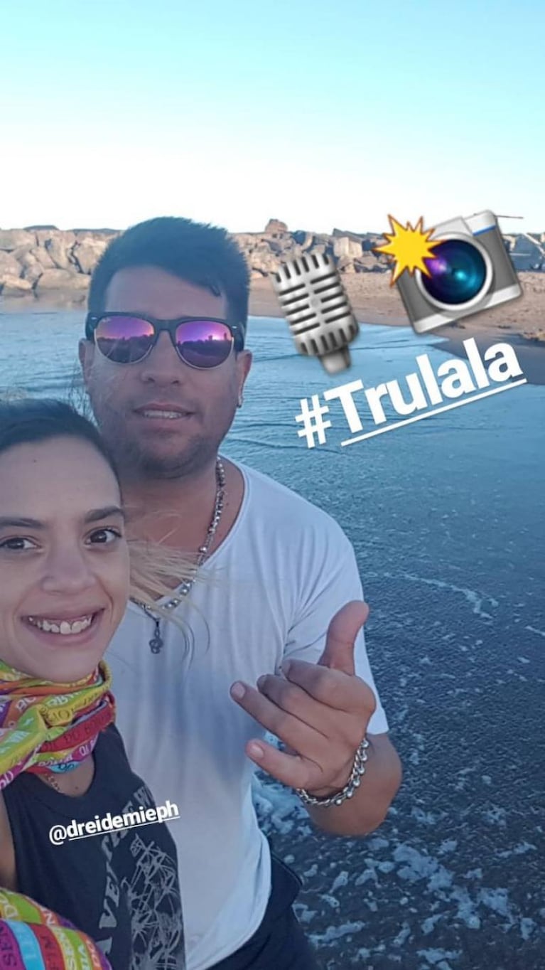 Trulalá disfrutó de la playa antes del show