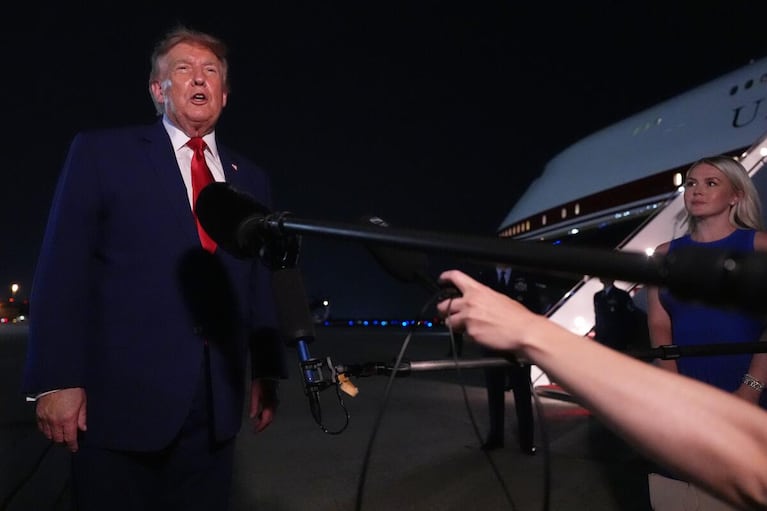 Trump cambió de avión en secreto en Turquía debido a preocupaciones de seguridad.