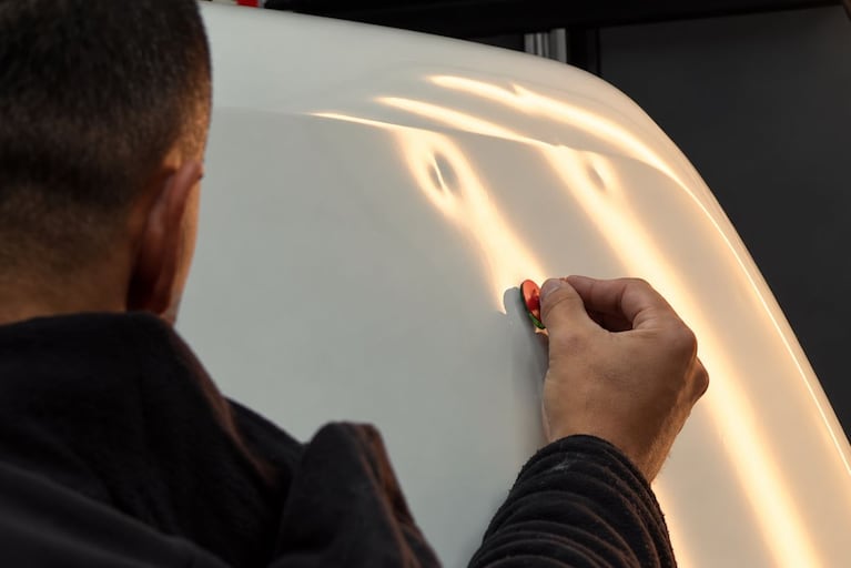 ¿Tu auto sufrió daños por granizo? Traelo a Maipú Garage