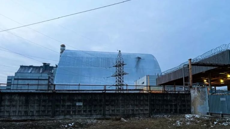 Ucrania denuncia un ataque ruso a Chernobyl.