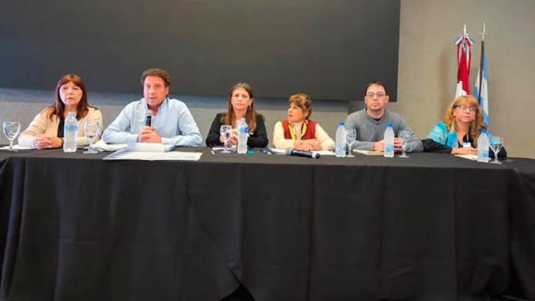 Uepc aprobó la última propuesta salarial de la Provincia.