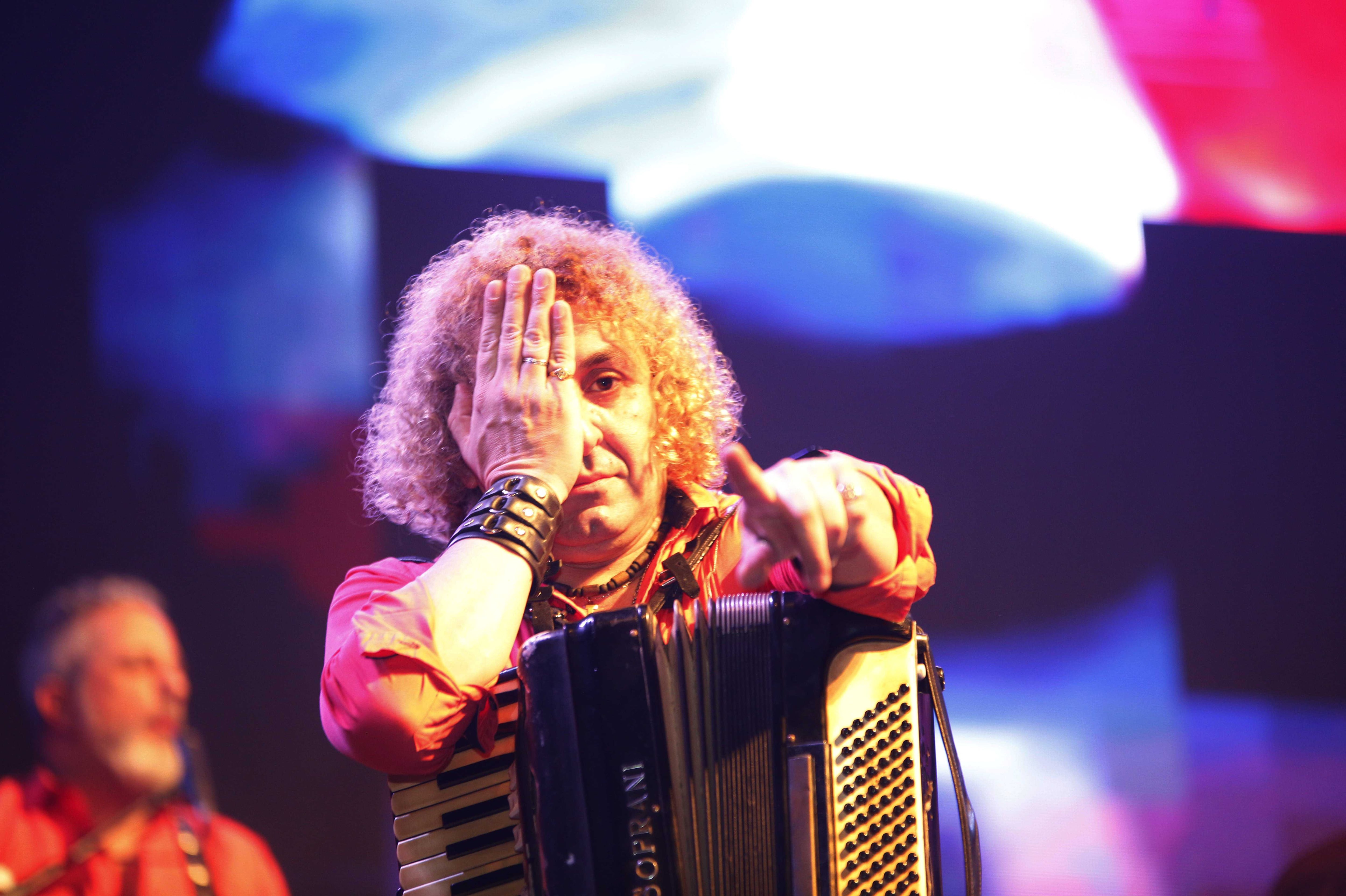 Ulises Bueno repletó la Plaza de la Música. Foto: Nicolás Potenza.