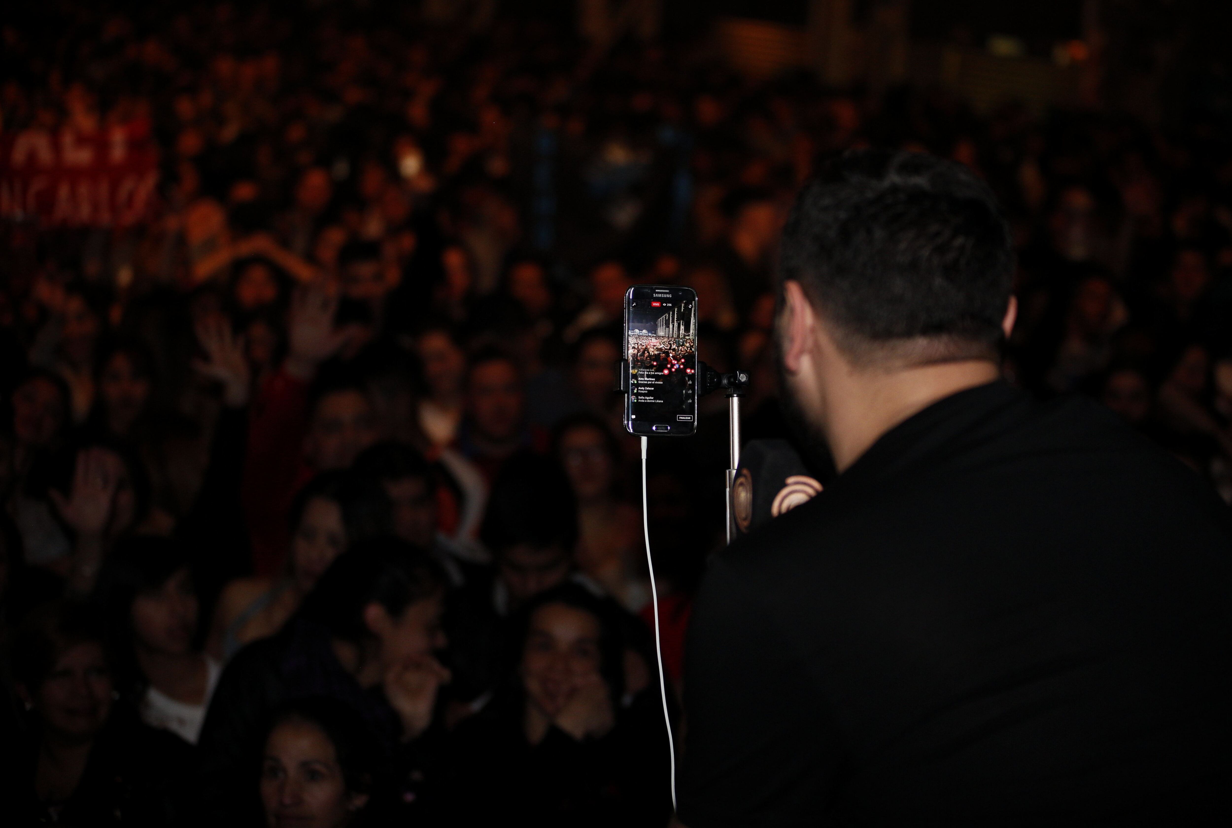 Ulises Bueno repletó la Plaza de la Música. Foto: Nicolás Potenza.