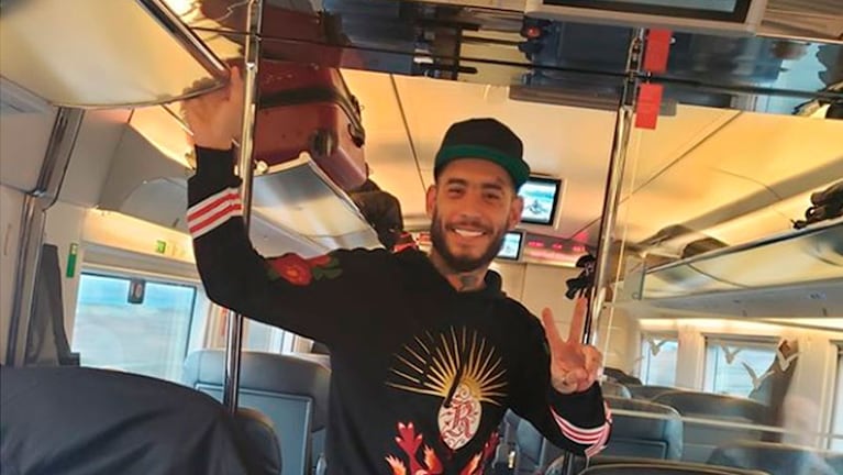 Ulises viajó en el tren rápido AVE de Madrid a Barcelona.