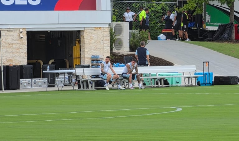 Última práctica de Argentina antes de Inglaterra: la paz de Messi y el cambio que analiza Scaloni