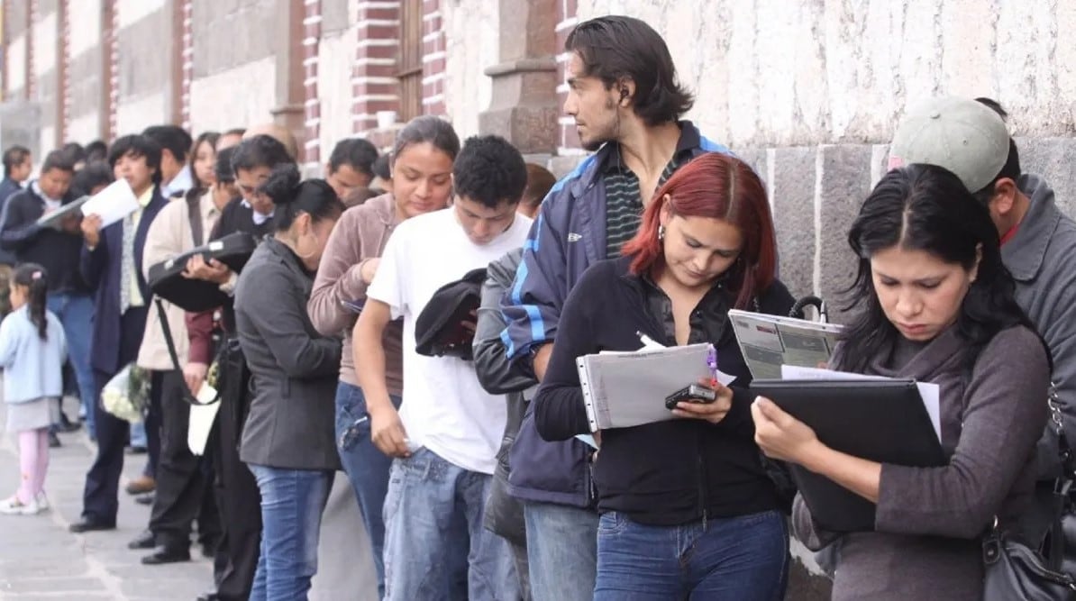 Un 28,4% de las personas con empleo busca otro trabajo. 