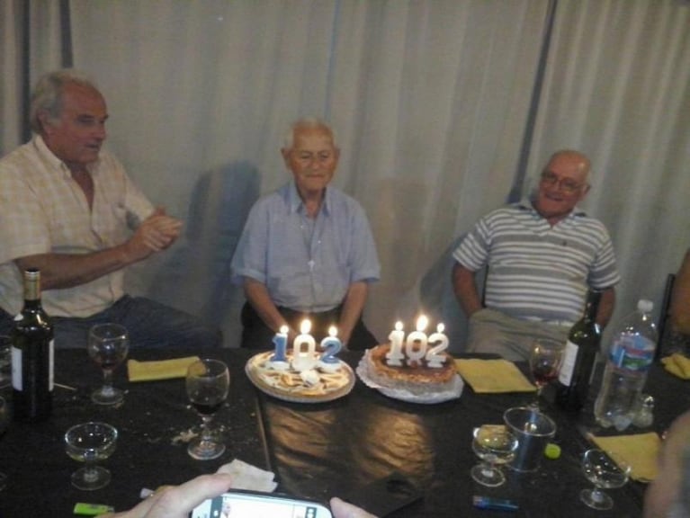 Un abuelo cumple 105 años y festejará con todo el pueblo en General Alvear